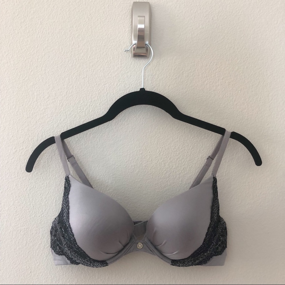 Fabulous by Victoria's Secret Grey Bra Sz 36B